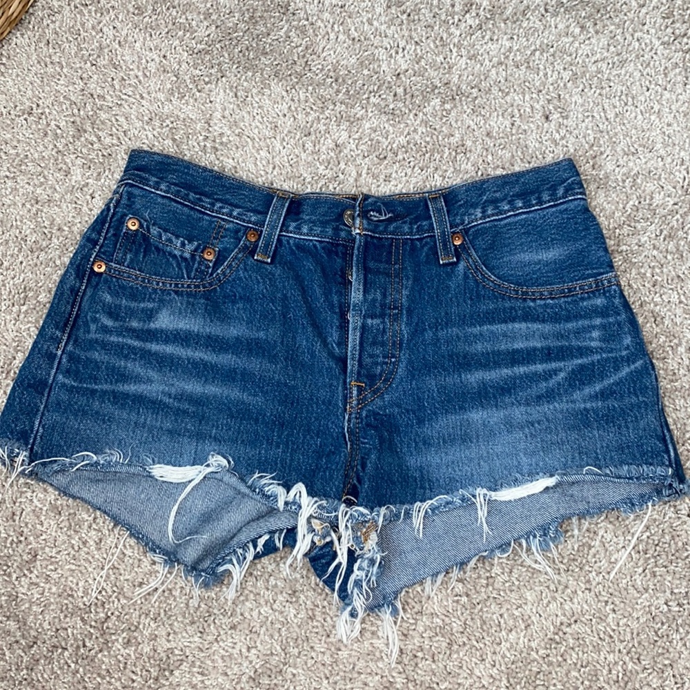 Dark Denim Levi Shorts